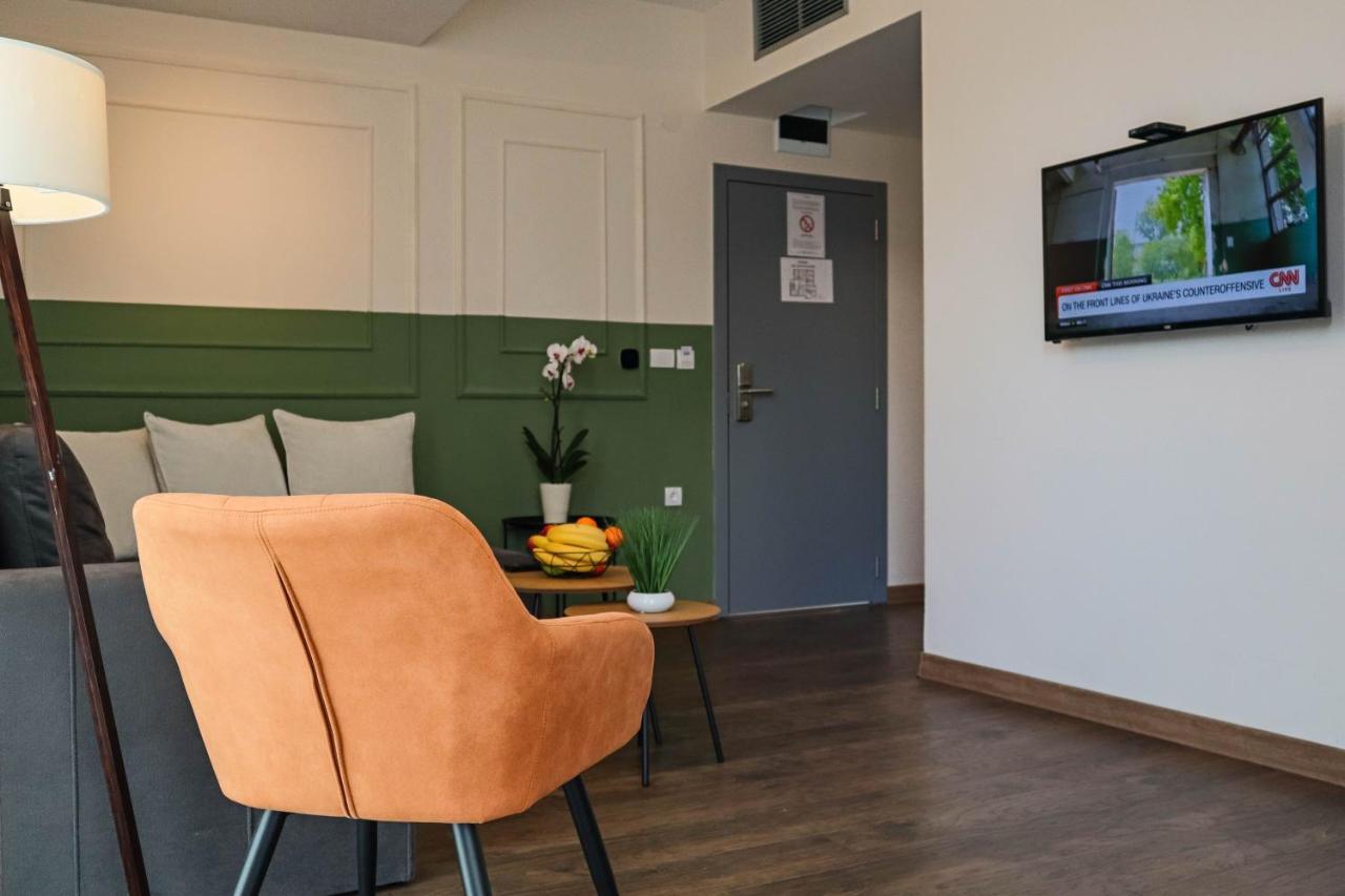 Hotel Dijana Пірот Екстер'єр фото