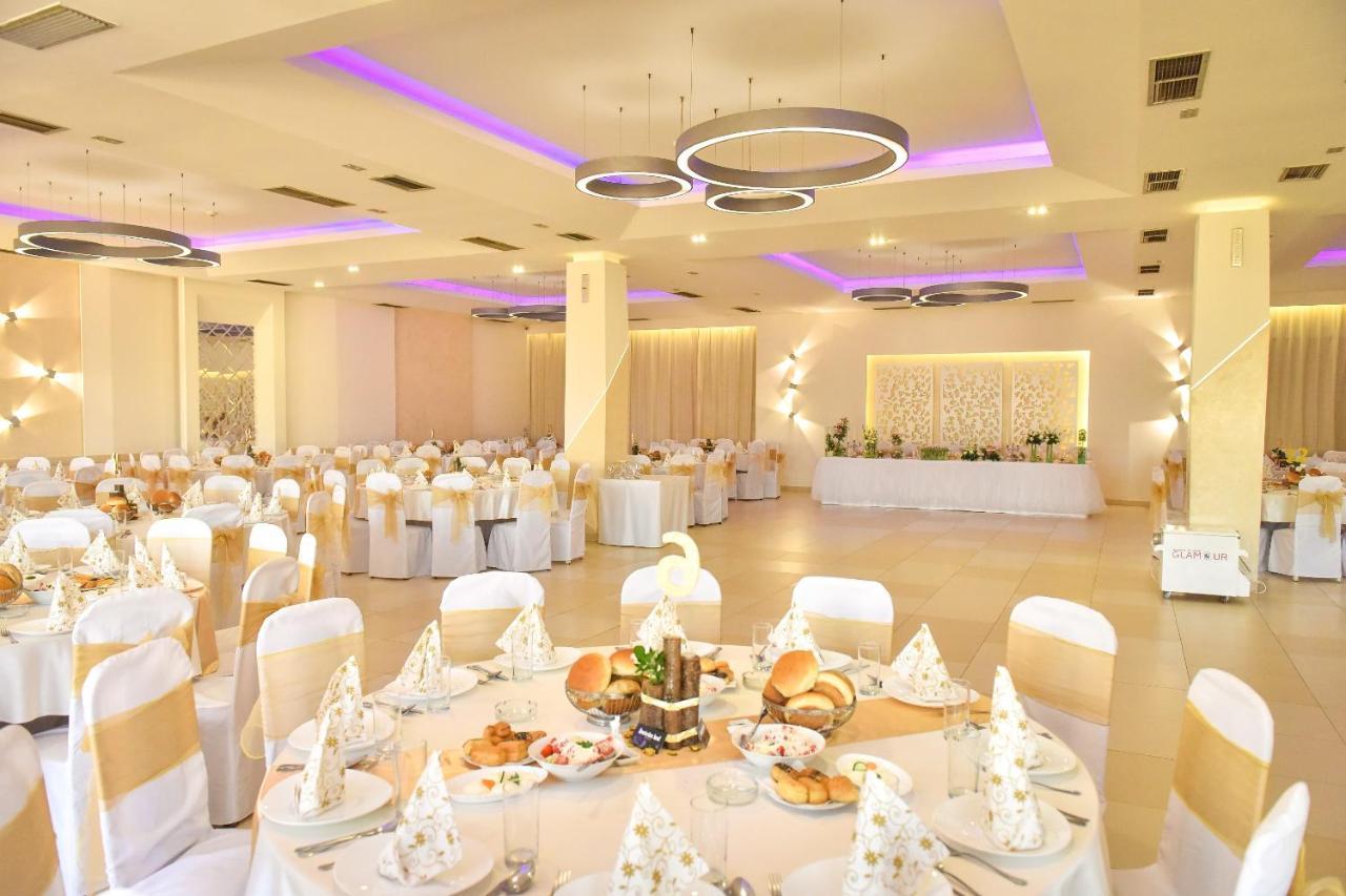 Hotel Dijana Пірот Екстер'єр фото