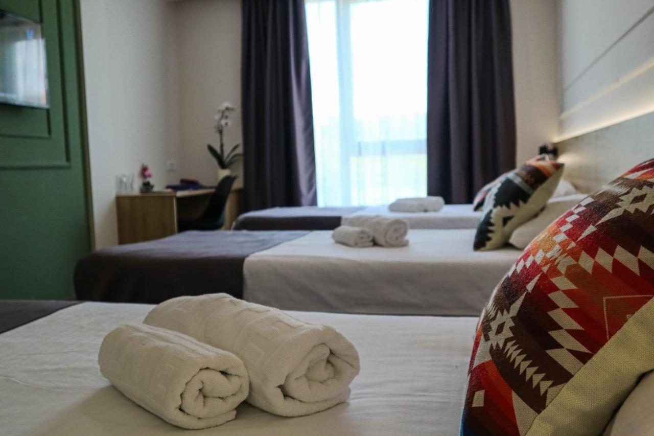 Hotel Dijana Пірот Екстер'єр фото